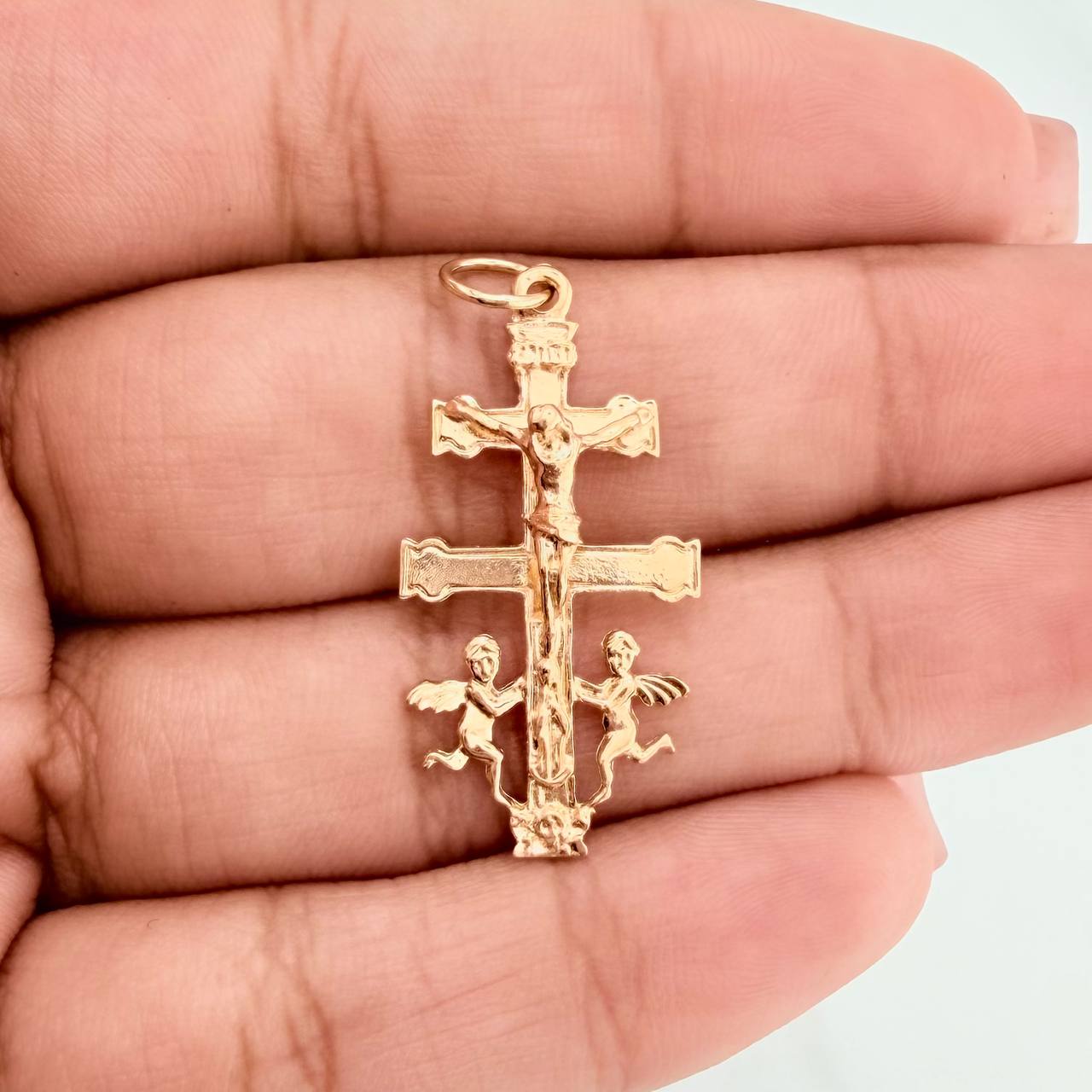 Dije Cruz De Caravaca 1.75 g / 1 1/4 in Oro Amarillo 18K