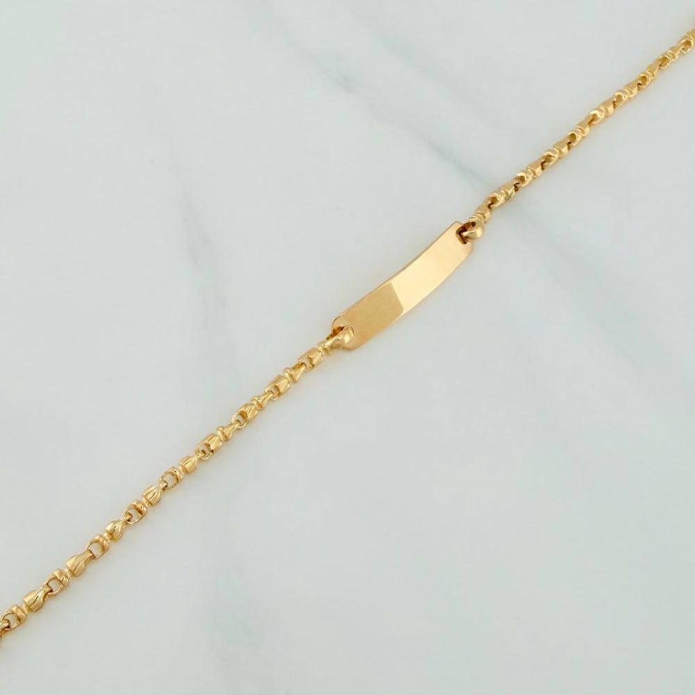 Pulso Rustico Placa 6.6 g / 6 1/4 in / 2.37 mm Oro Amarillo 18K