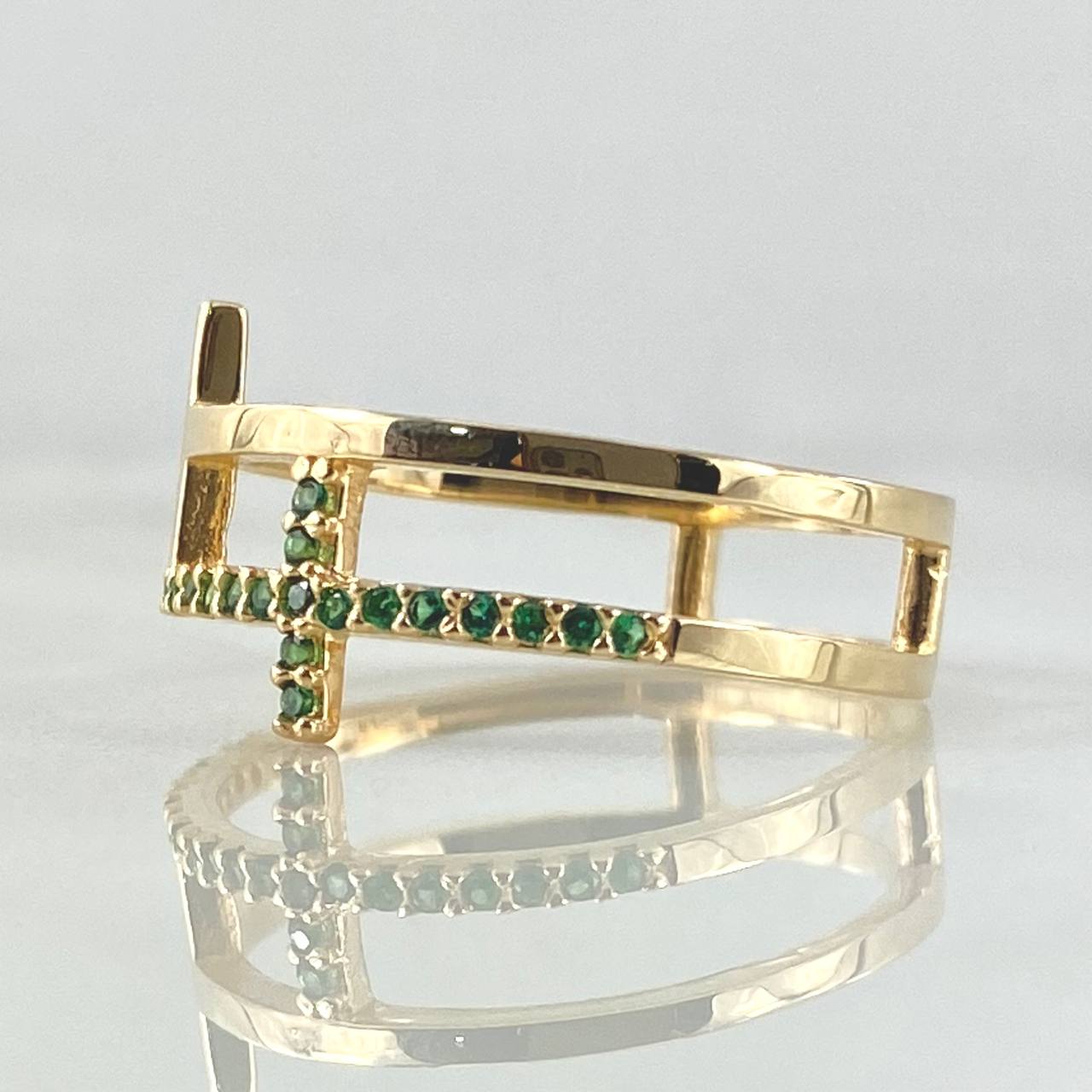 Double Cross Ring 2.75gr / Size 6 1/2 / 18K Gold