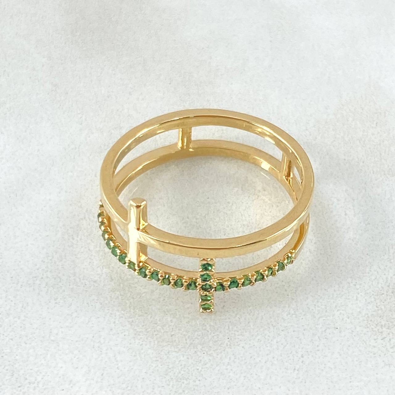 Double Cross Ring 2.75gr / Size 6 1/2 / 18K Gold