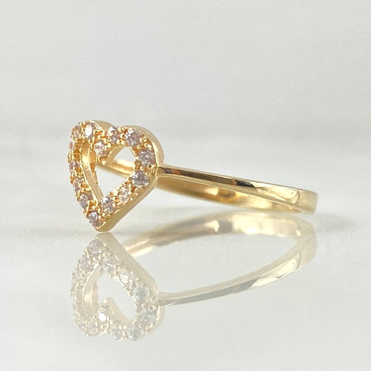 Heart Silhouette Ring 1.7gr / Size 7 1/4 / 18K Gold
