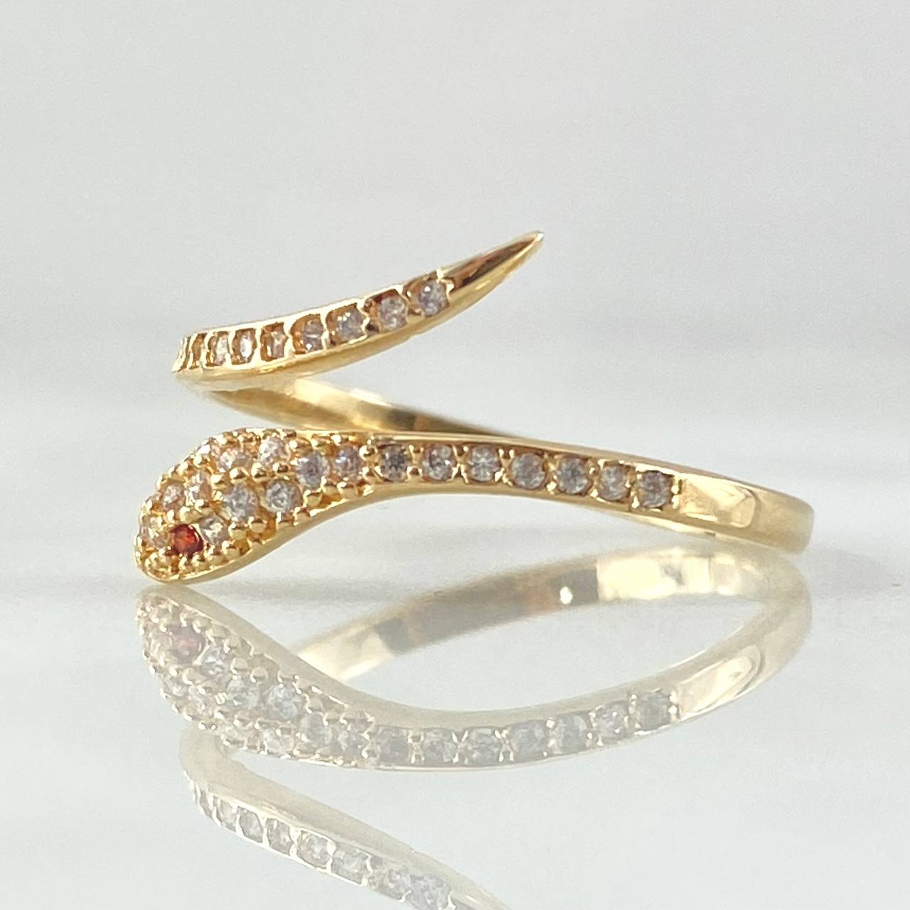 Snake Ring 2.2gr / Size 7 3/4 / 18K Gold