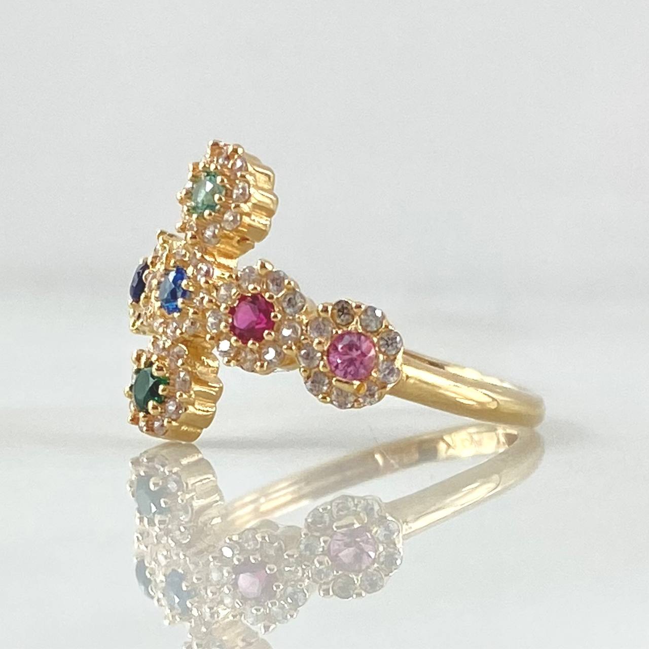 Tupida Cross Ring 2.4gr / Size 6 / 18K Gold
