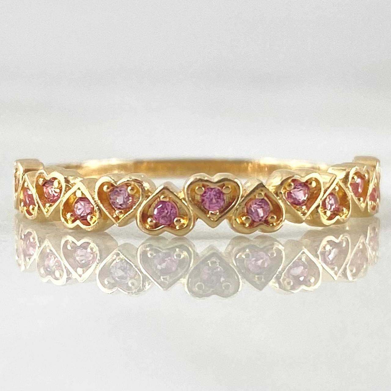 Anillo Corazones Intercalados 1.85gr / T7 1/2 / Oro 18K