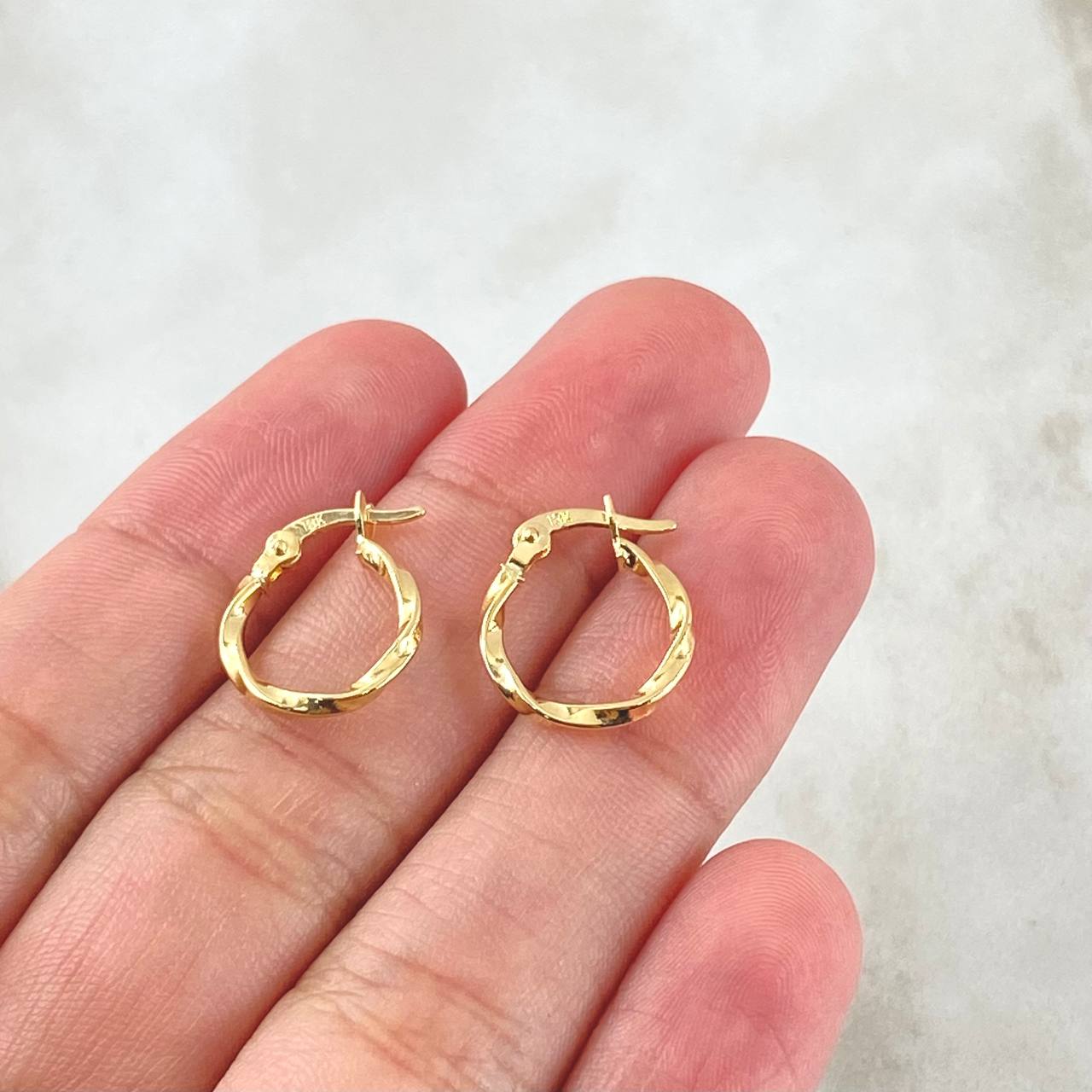 Candongas Kari 0.8gr / 1.5cm- Oro 18K *