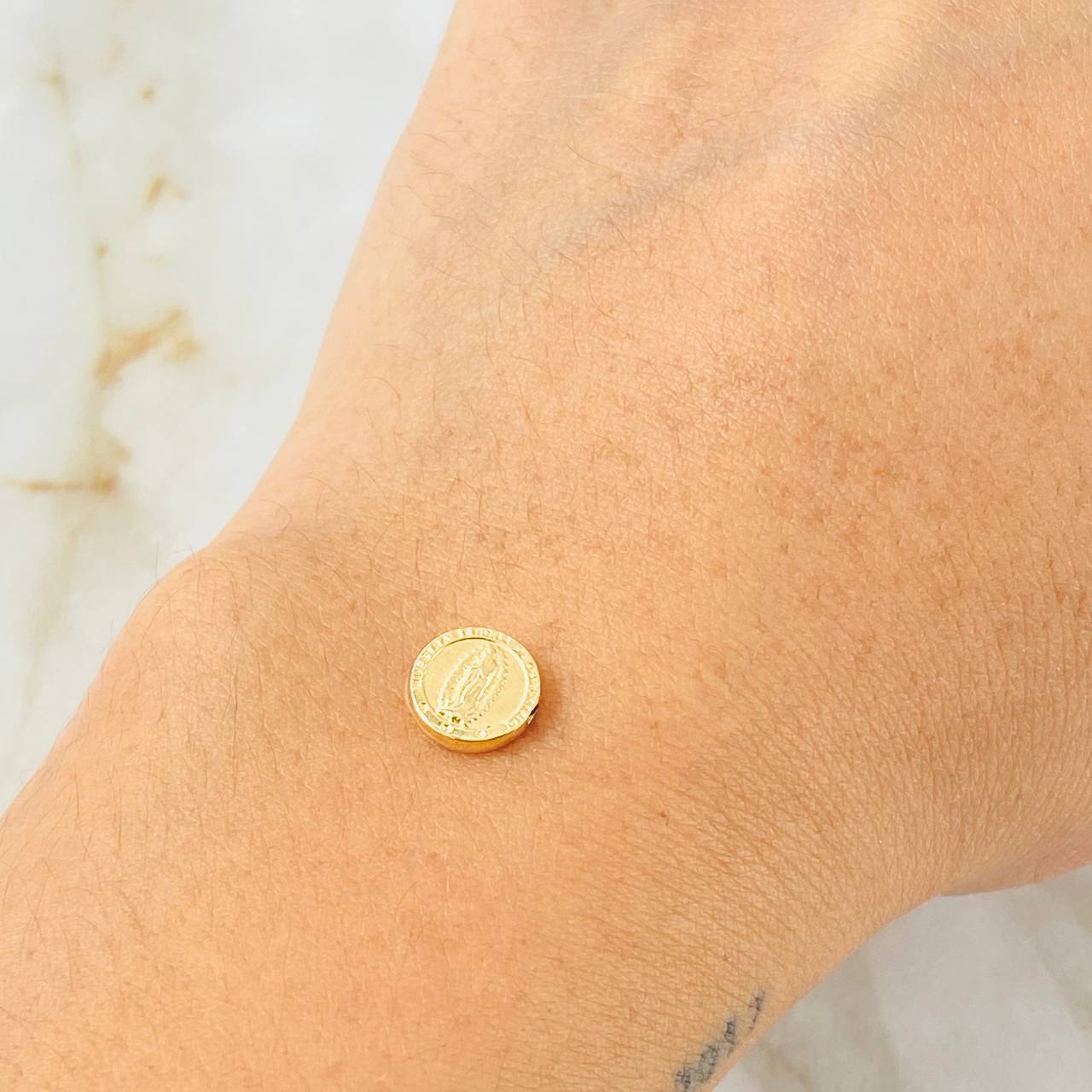 Herraje Virgen Guadalupe 0.35gr / 1/4 in / Oro Amarillo 18K *