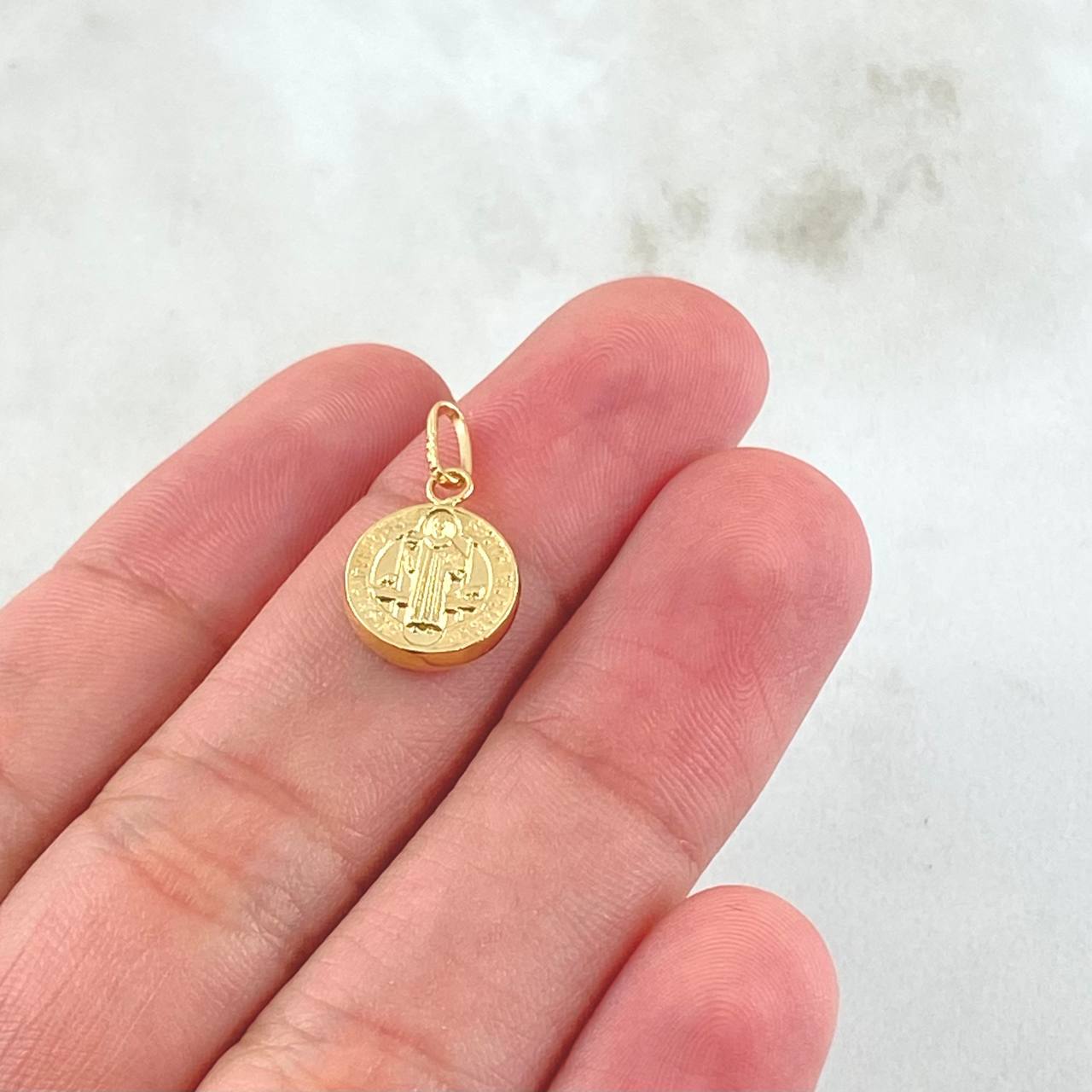 Pendant San Benito 0.55gr / 0.8in / 18K Gold