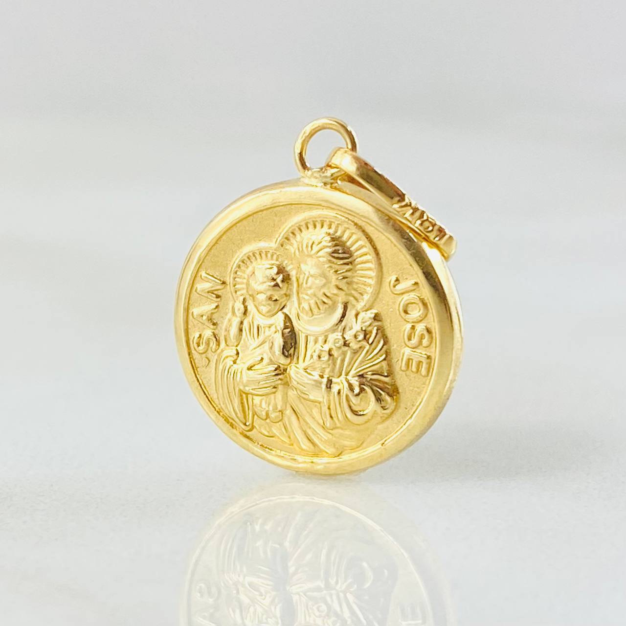 Dije San José 0.7 g / 1/2 in Oro Amarillo 18K
