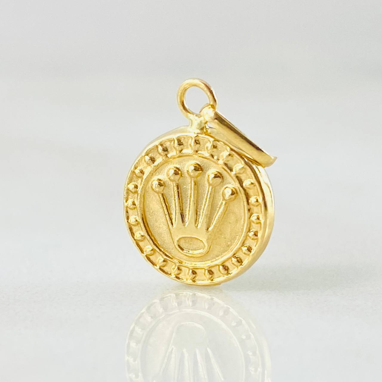 Pendant Crown Circle 0.5gr / 3/4 in / 18K Gold