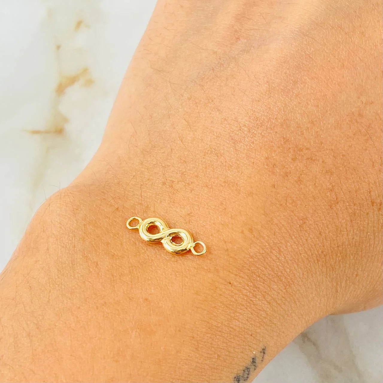 Charm Infinito 0.25 g / 1/2 in Yellow Gold 18K