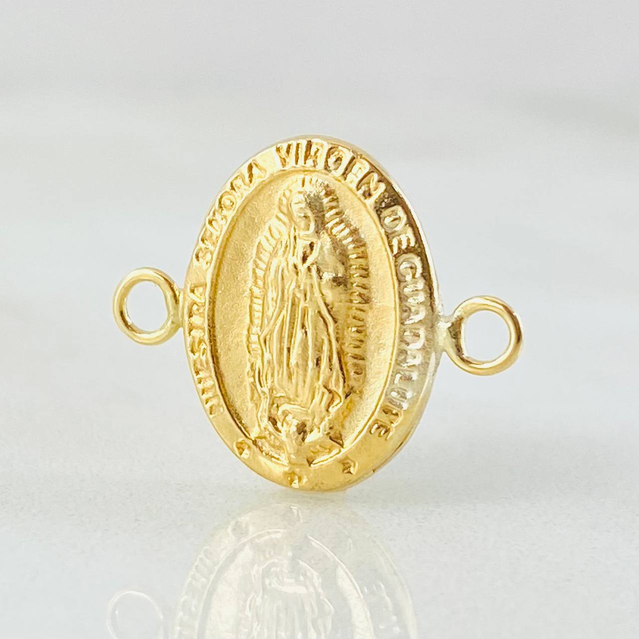 Charm Virgen Guadalupe 0.85gr / 0.7in / Die-cut Oval 18K Gold
