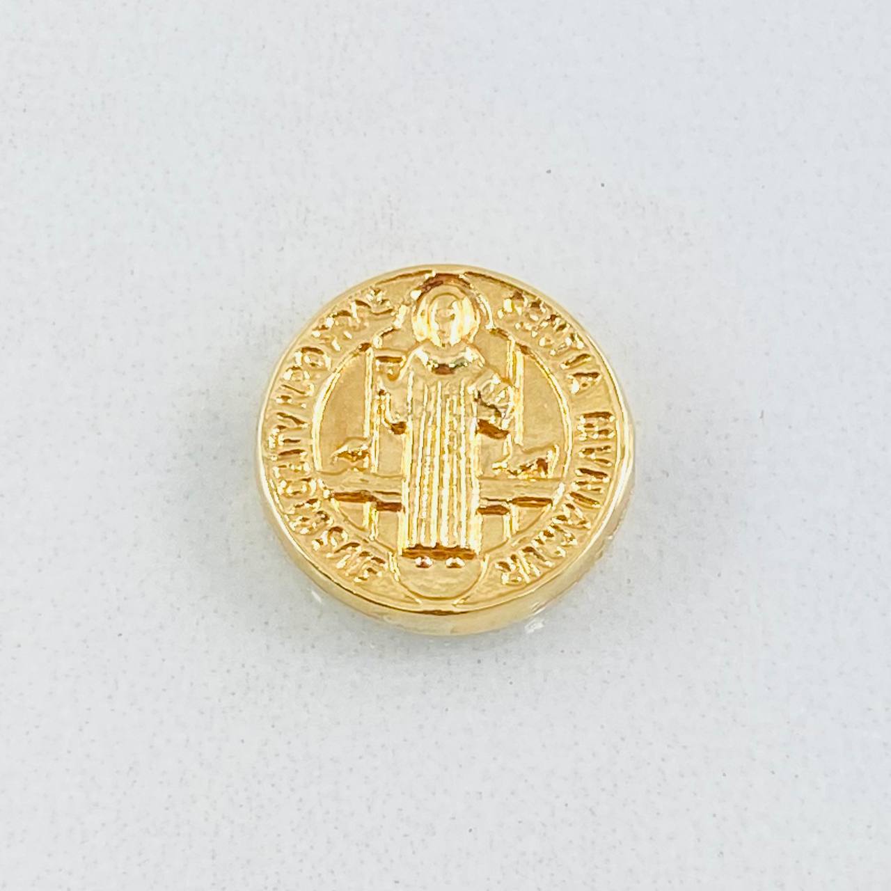 San Benito Charm 0.7gr / 1/2 in / 18K Gold
