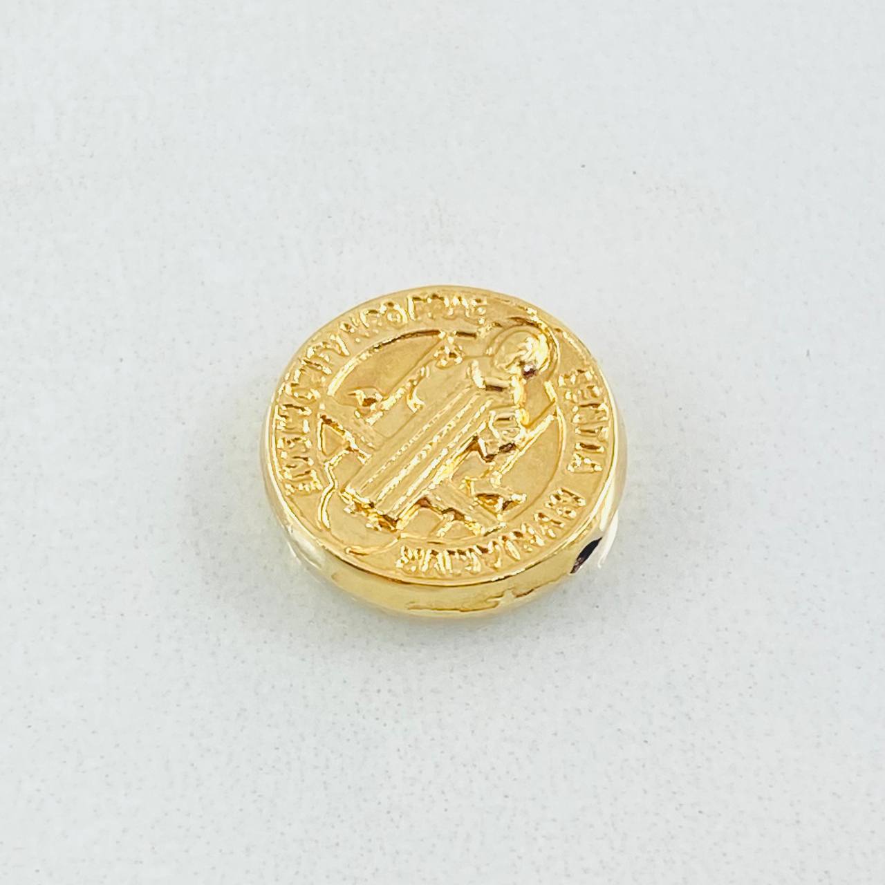 San Benito Charm 0.7gr / 1/2 in / 18K Gold