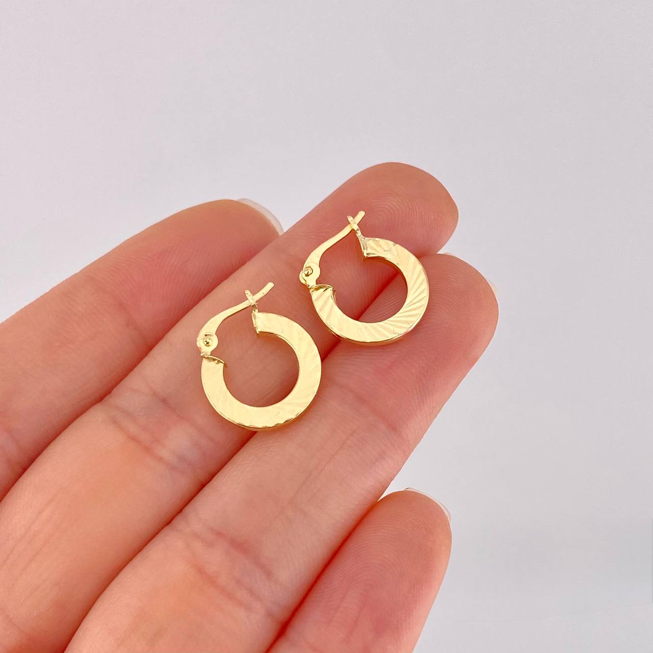 Candongas Valu 1.3g / 1/2 in Oro Amarillo 18K