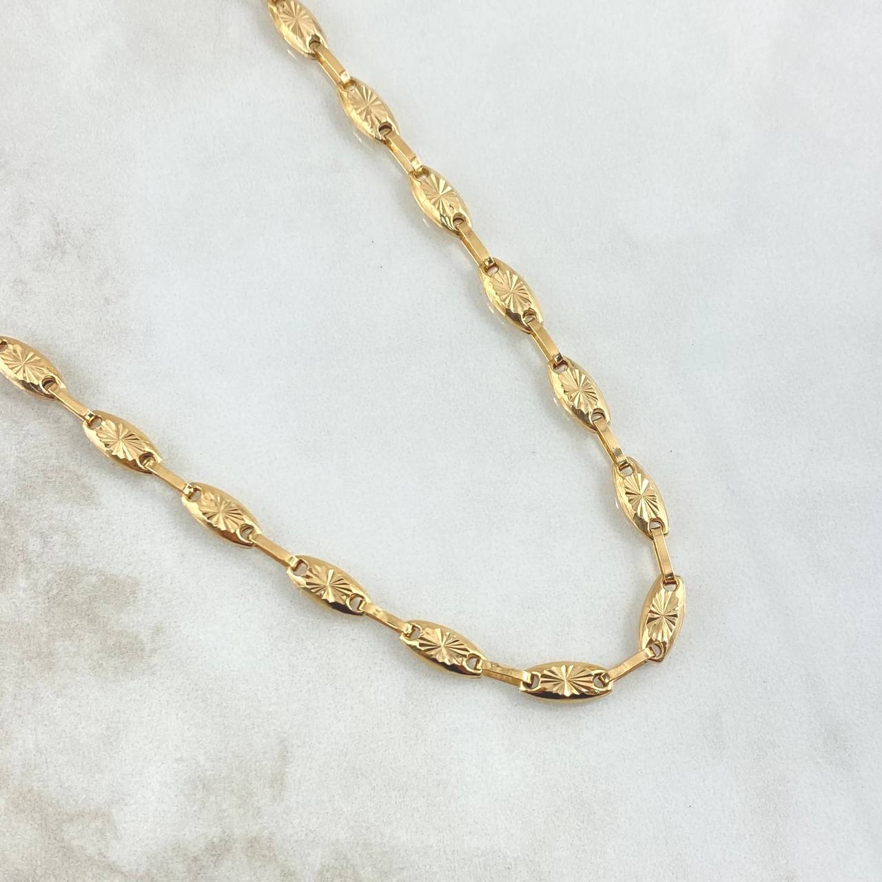 Cadena Rustica Ovalo 13.3gr / 60cm / 4.6mm Diamantada Oro Amarillo 18K ©