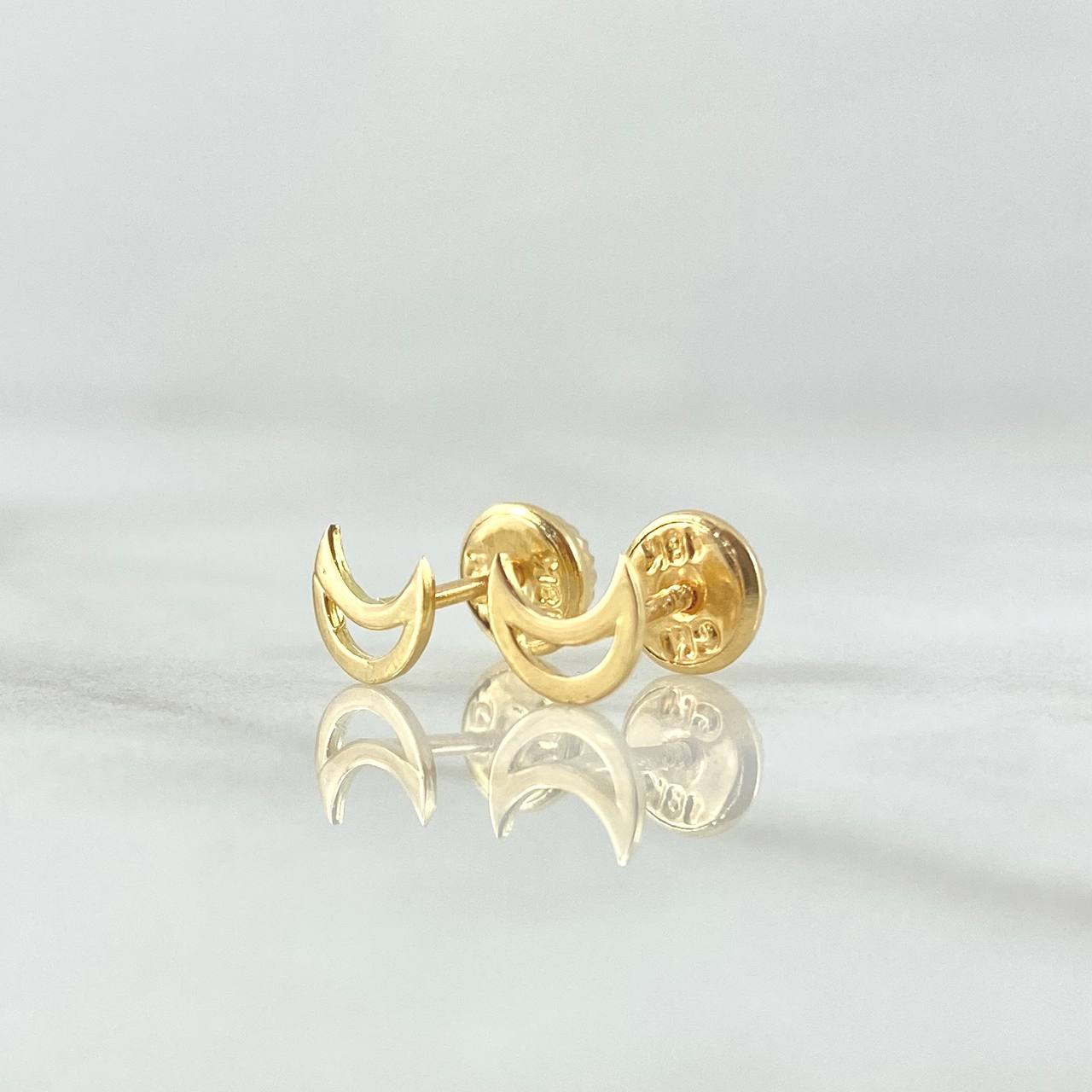 Stud Earrings Silhouette Moon 0.6gr / 6mm Polished 18K Yellow Gold *