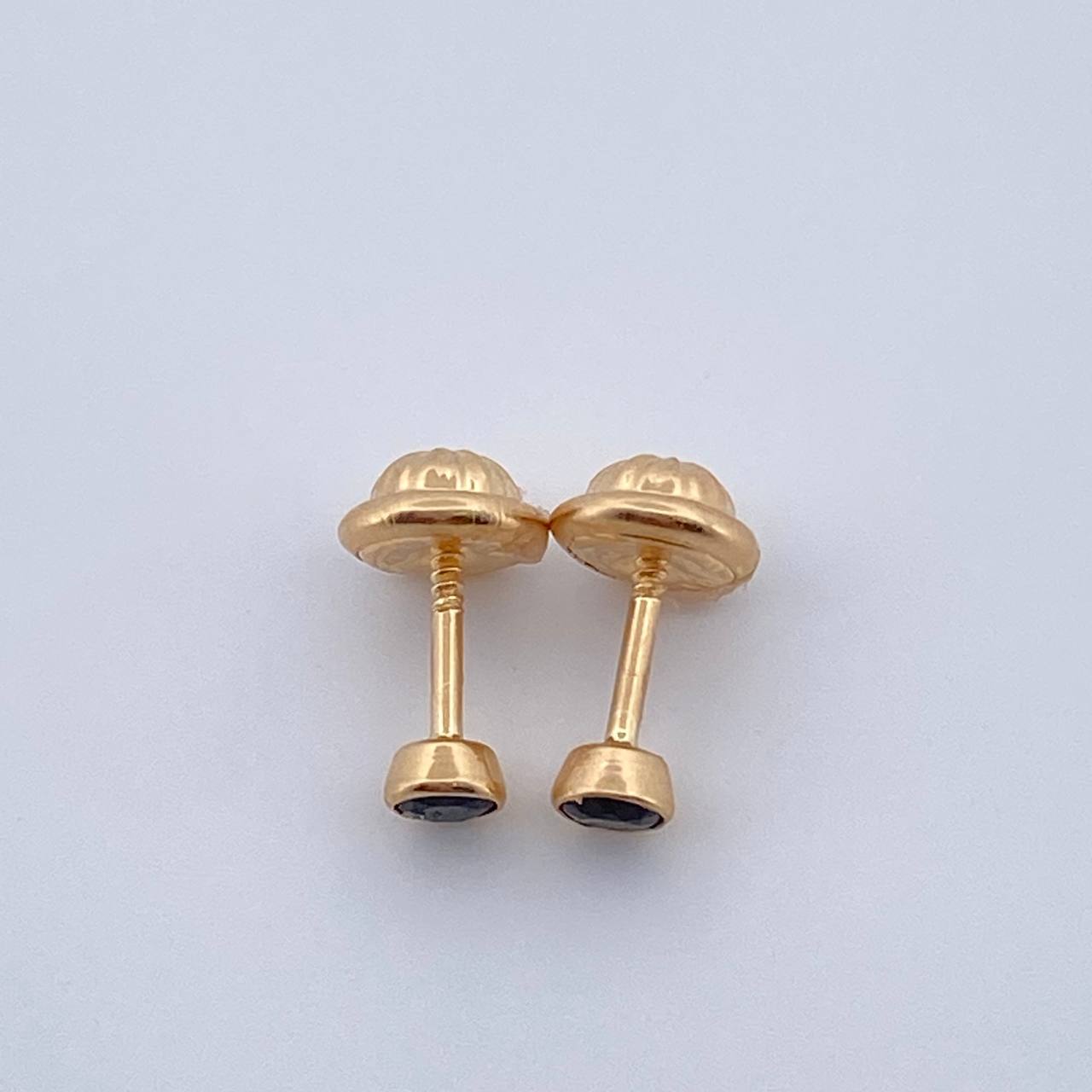 Stud Earrings Bezel 0.5gr / 18K Gold
