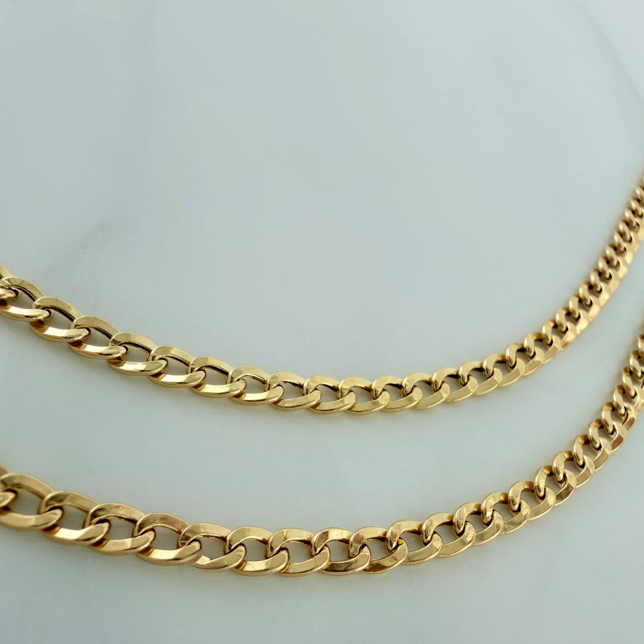 Cadena Cubana 7.8 g / 24 in / 4.05 mm Oro Amarillo 18K