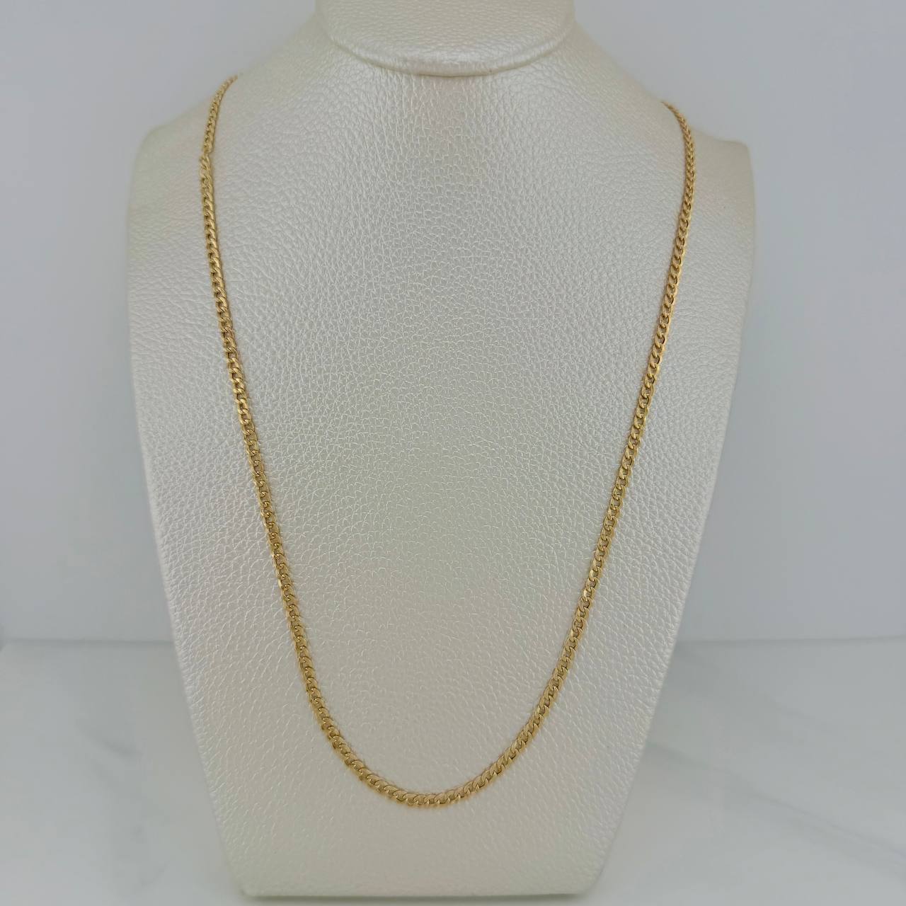 Cadena Cubana 3.55 g / 28 1/4 in / 2.55 mm Oro Amarillo 18K