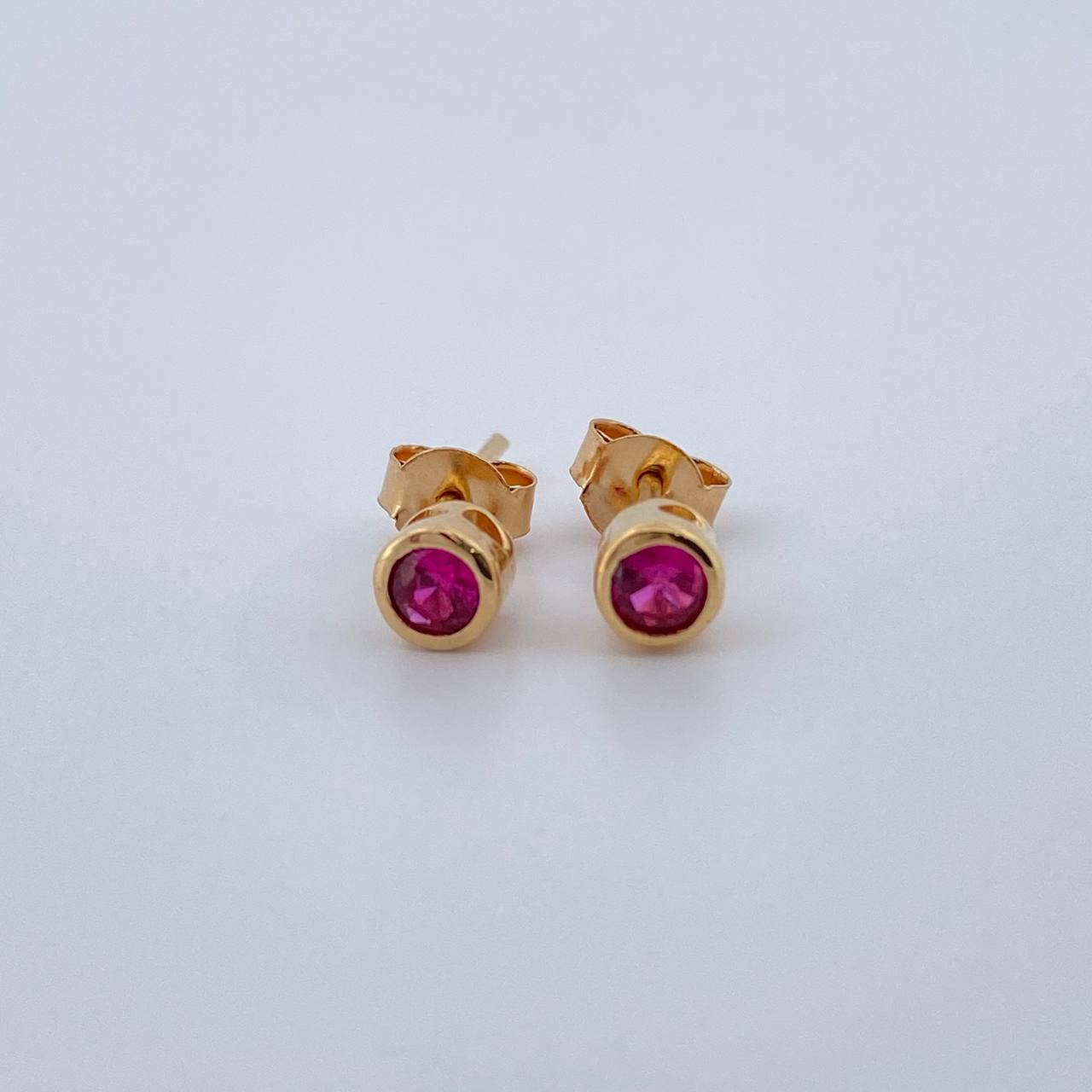 Topos Bisel 0.85gr / 1 1/2 in / Oro Amarillo 18K &