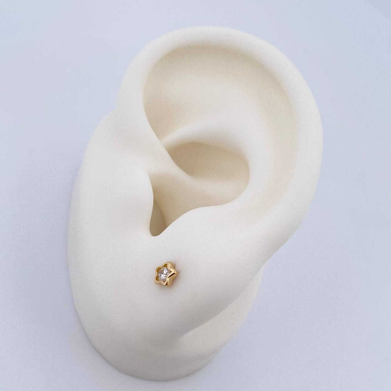 Topos Estrella 0.6gr / Oro Amarillo 18K &