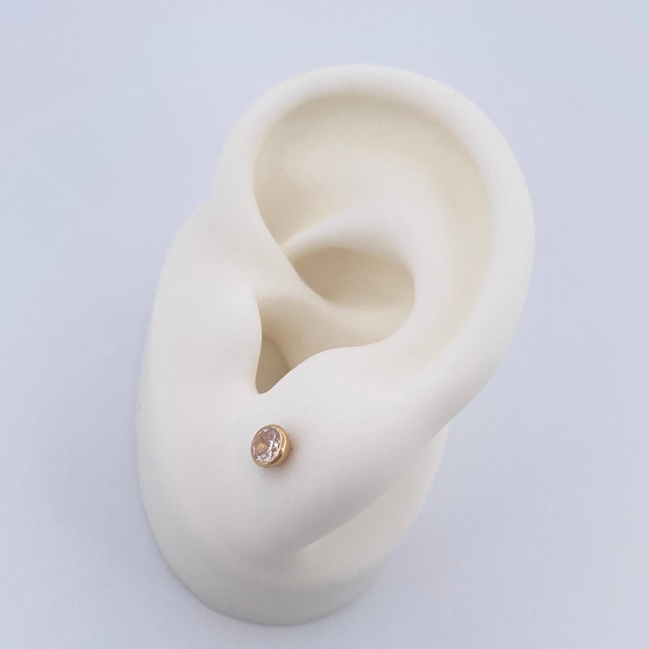 Bezel Stud Earrings 0.65gr / 18K Gold