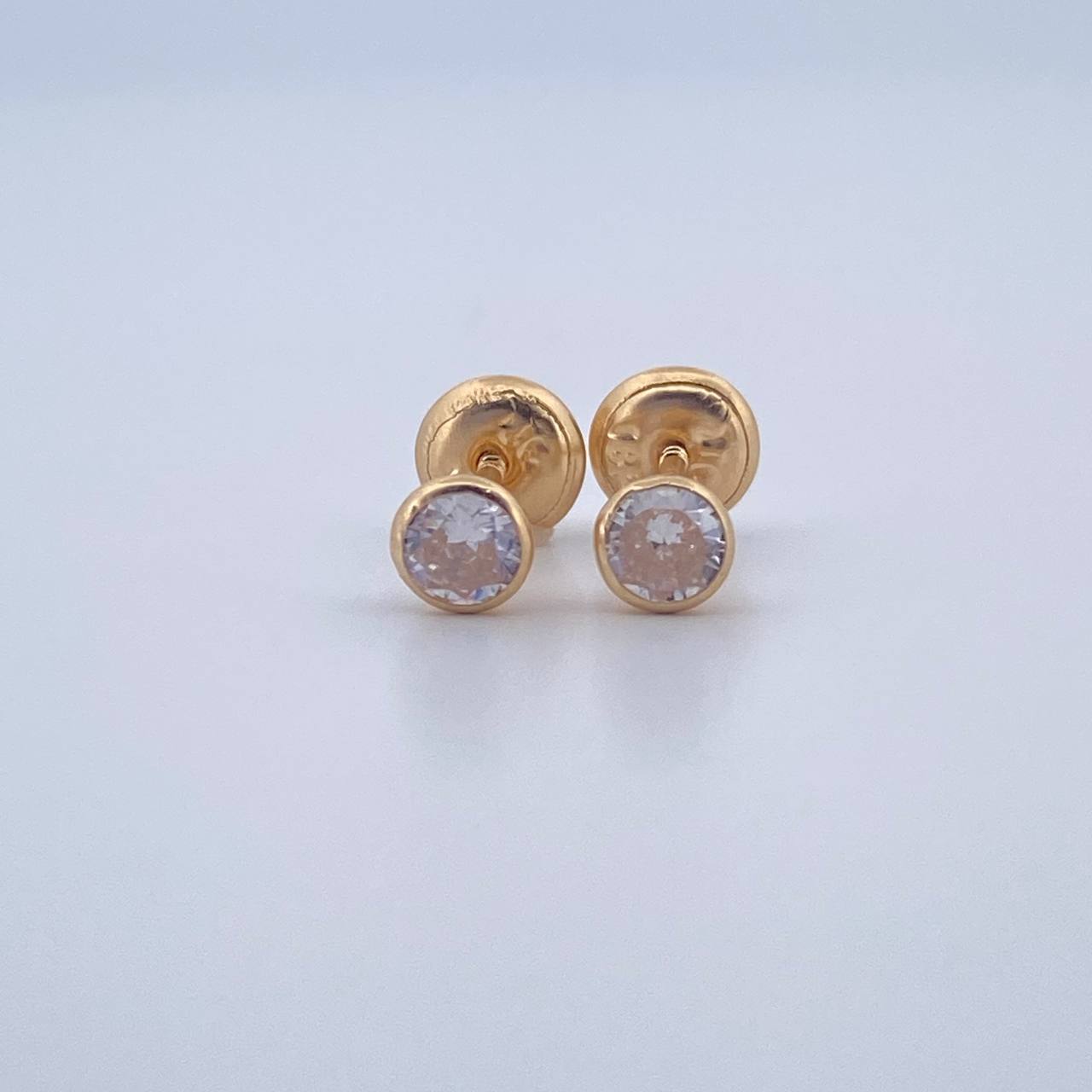 Bezel Stud Earrings 0.65gr / 18K Gold