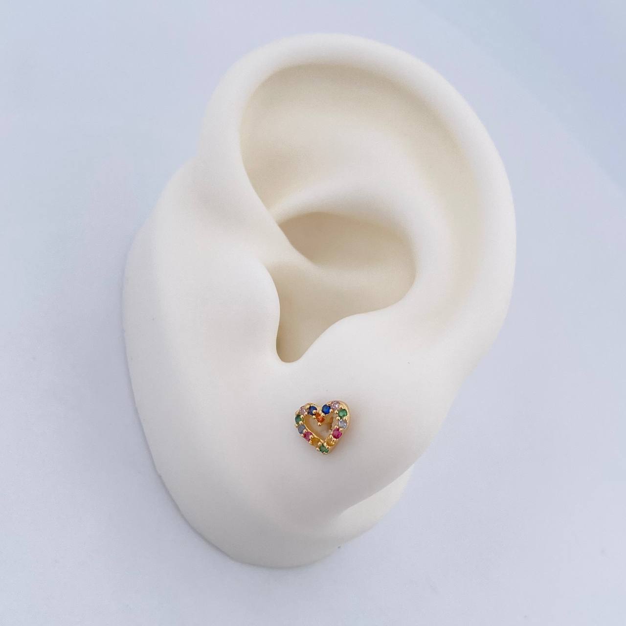 Stud Earrings Heart Silhouette 0.85gr / 18K Yellow Gold &