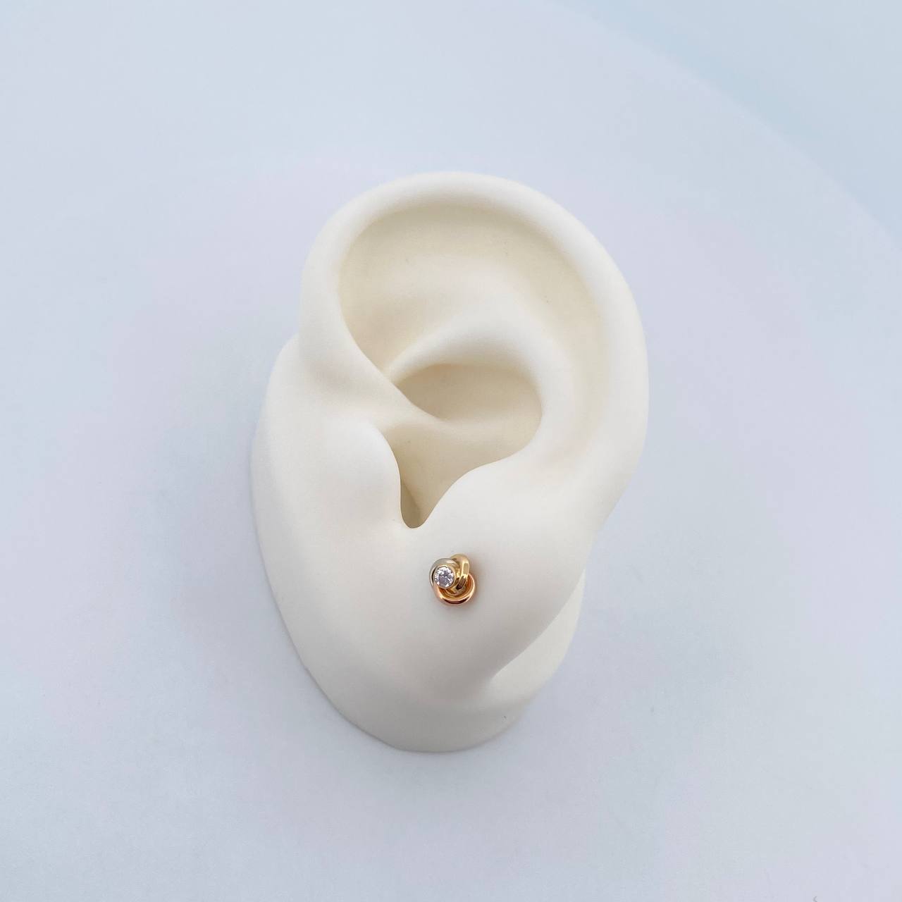 Stud Earrings Helix 0.8gr / Three 18K Golds &