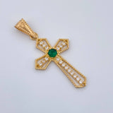 Dije Cruz Gotica 1.15gr / 1 1/4 in / Oro Amarillo 18K %