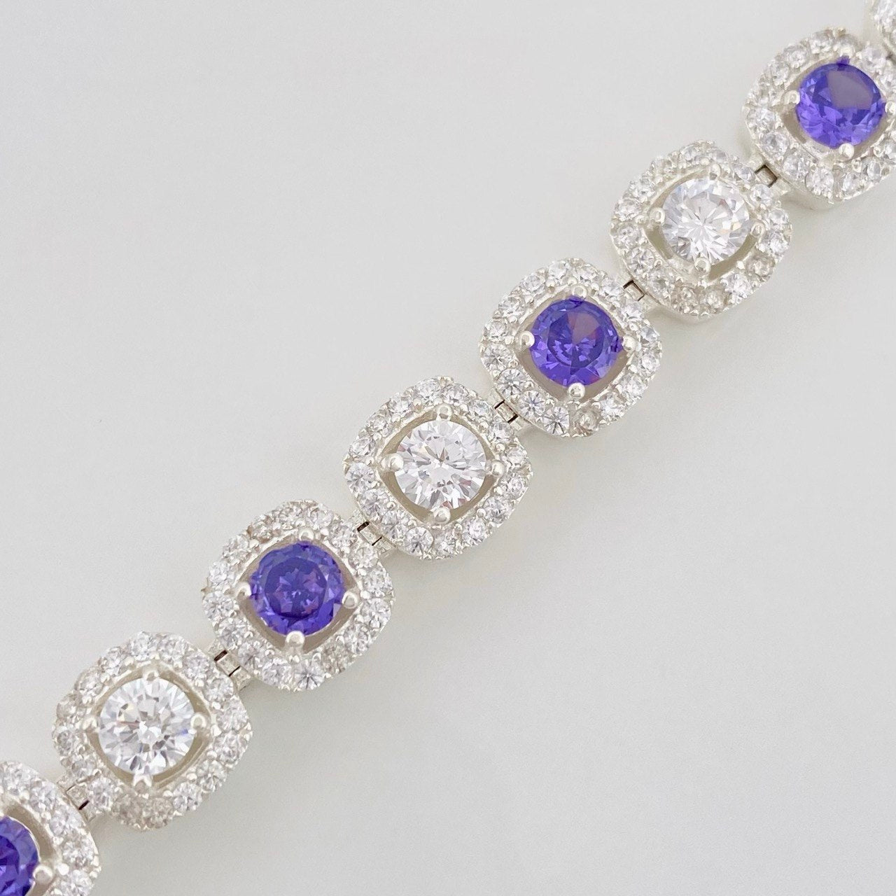 Tennis Bracelet 21.7g / 7 1/2 in / 7.5mm Silver 925