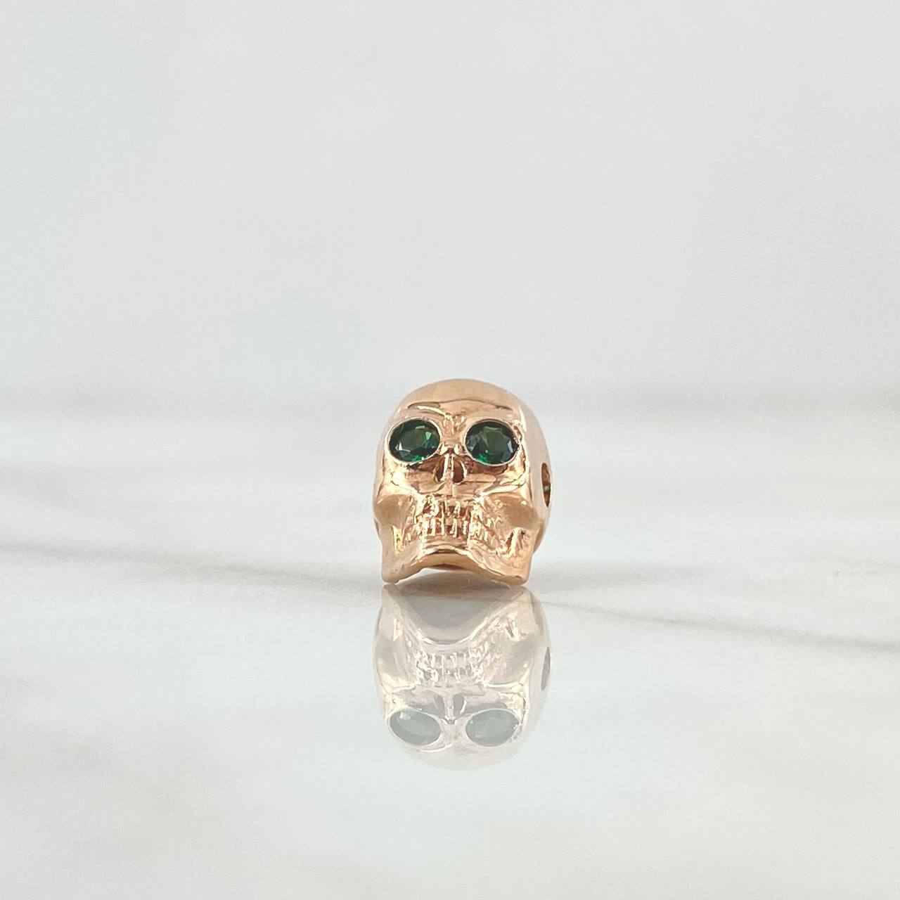 Charm Skull 2.35gr / 1cm / Green Zirconia 18K Rose Gold *