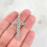 Dije Crúz Tupida 2.95gr / 4.2cm / Circones Blancos Verdes Oro Blanco 18K ©