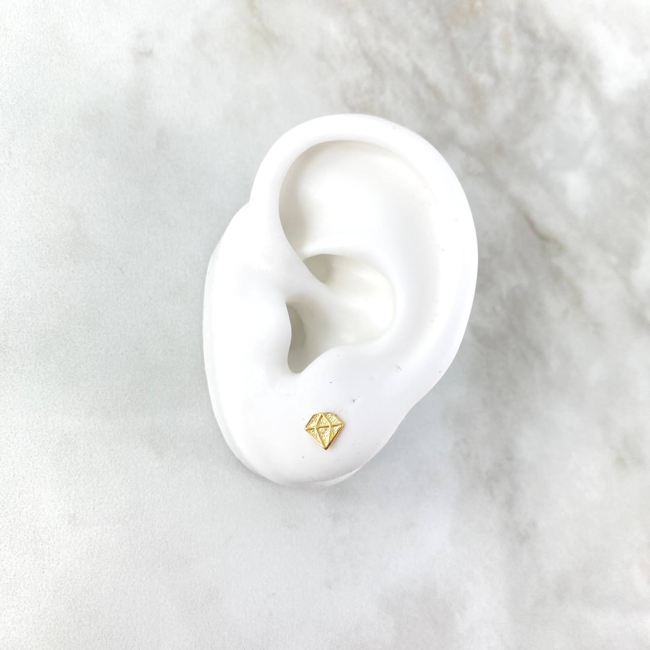 Stud Earrings Diamonds 0.8gr / 6mm Yellow Gold