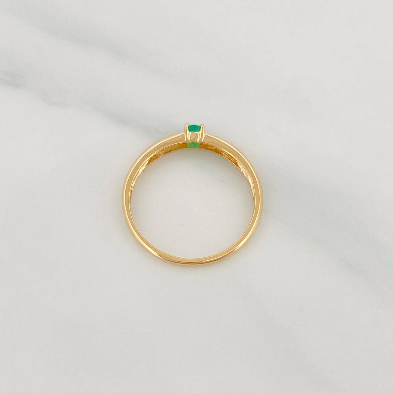 Solitaire Ring Emerald 0.11pts 1.4g / T7 Yellow Gold 18K