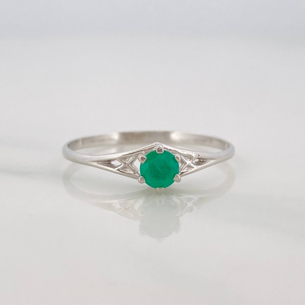 Emerald Solitaire Ring 0.21pts 1.2g / T7 18K White Gold