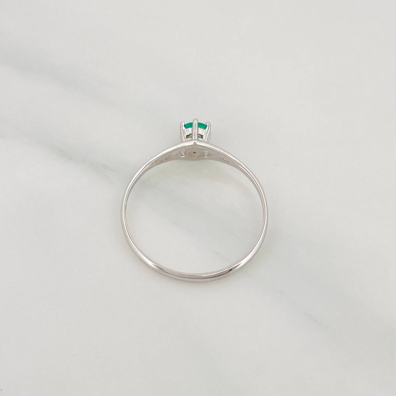 Emerald Solitaire Ring 0.21pts 1.2g / T7 18K White Gold
