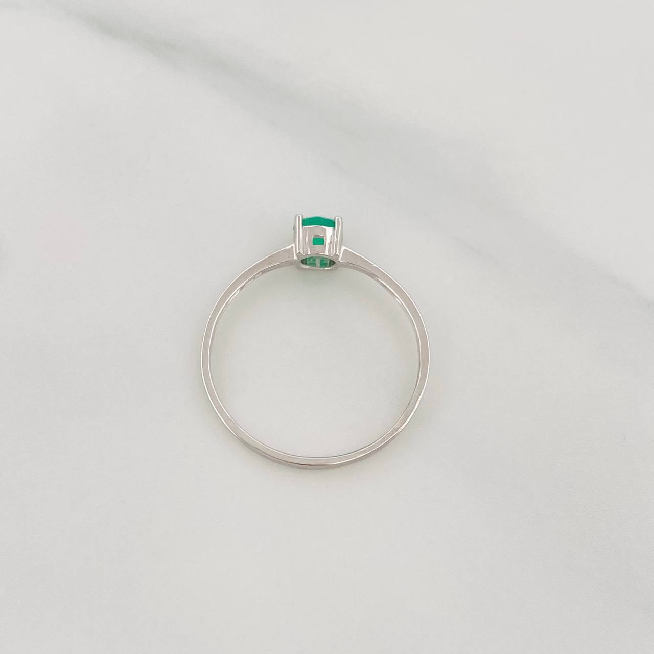 Anillo Solitario Esmeralda 0.29pts 1.15g / T6 3/4 Oro Blanco 18K