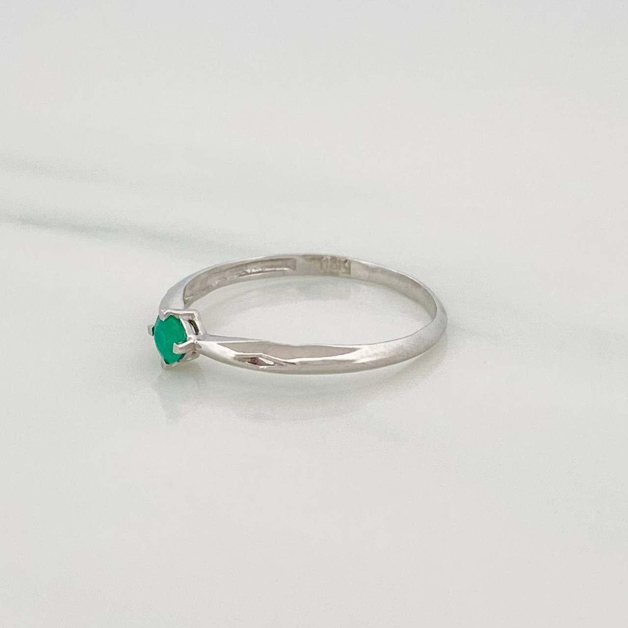 Emerald Solitaire Ring 0.22pts 1.35g / T7 18K White Gold