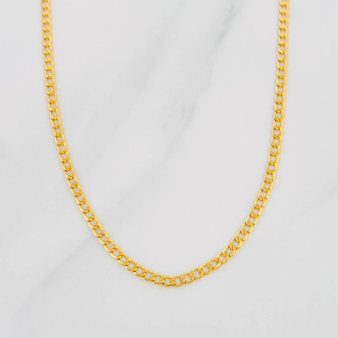 Cadena Cubana 2.15g / 20 in / 2.1mm Oro Amarillo 18K