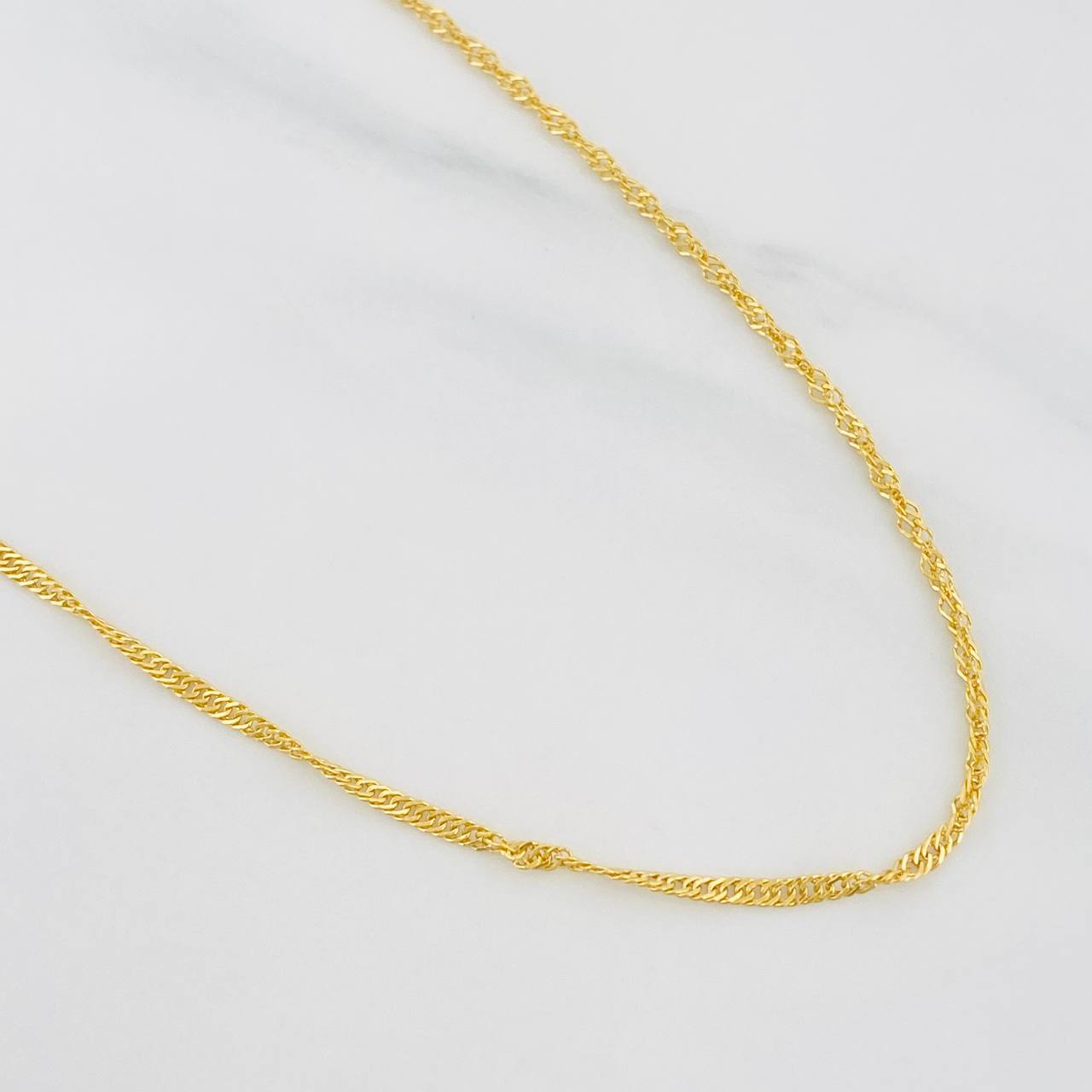 Cadena Singapur 1.6g / 20 in / 1.6mm Oro Amarillo 18K