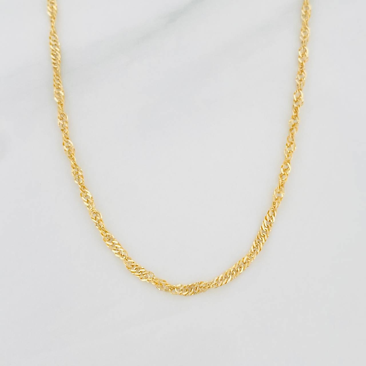 Cadena Singapur 0.95g / 18 in / 1.68mm Oro Amarillo 18K