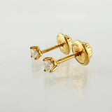 Topos Tres Garras Diamantes 16pts 0.5gr / 3mm Oro Amarillo 18K