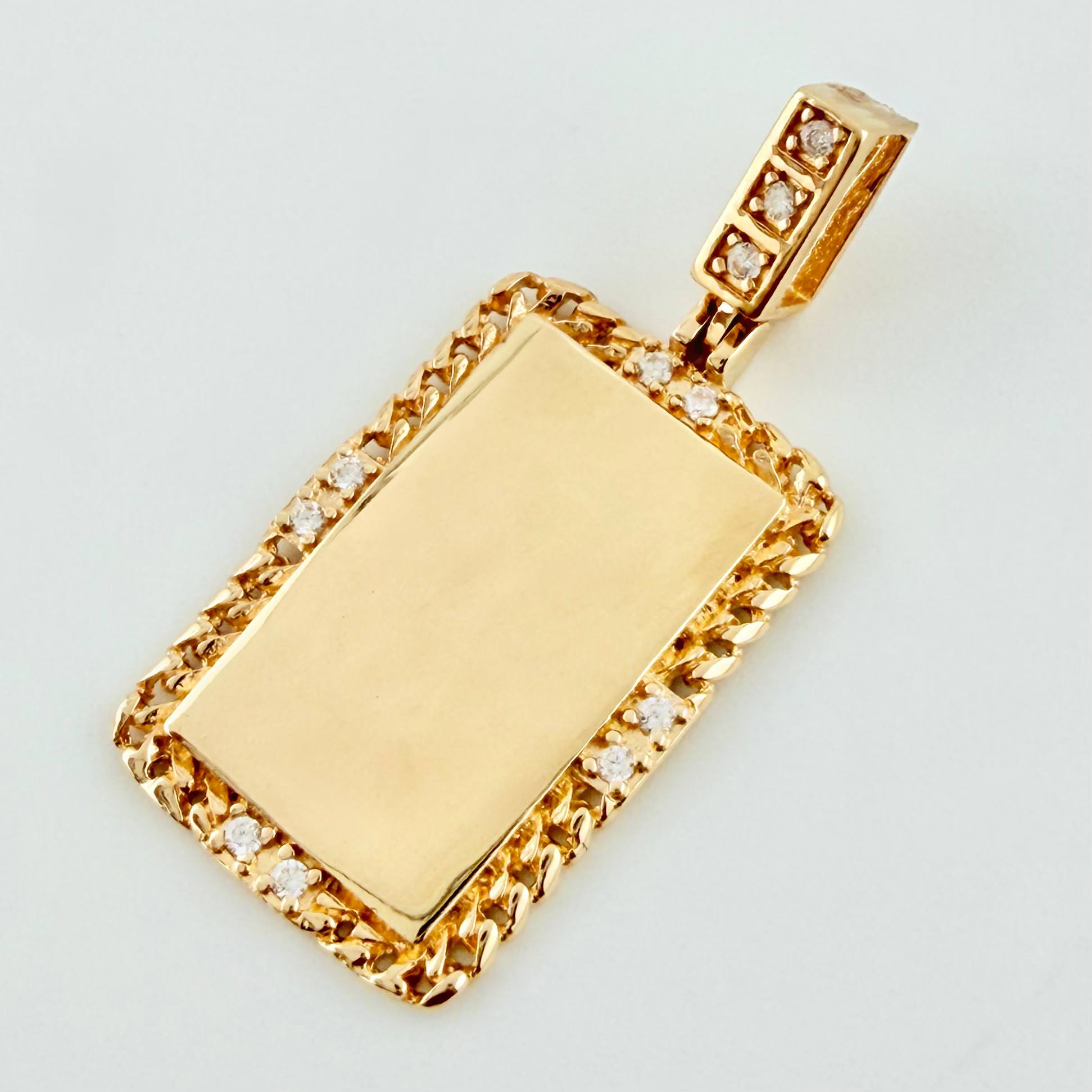 Dije Placa Bordeada 2gr / 1 in / Oro Amarillo 18K