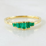 Frozen Staircase Ring 2.5gr / T7 1/2 / 24pts Emeralds Yellow Gold (Jewel) ©