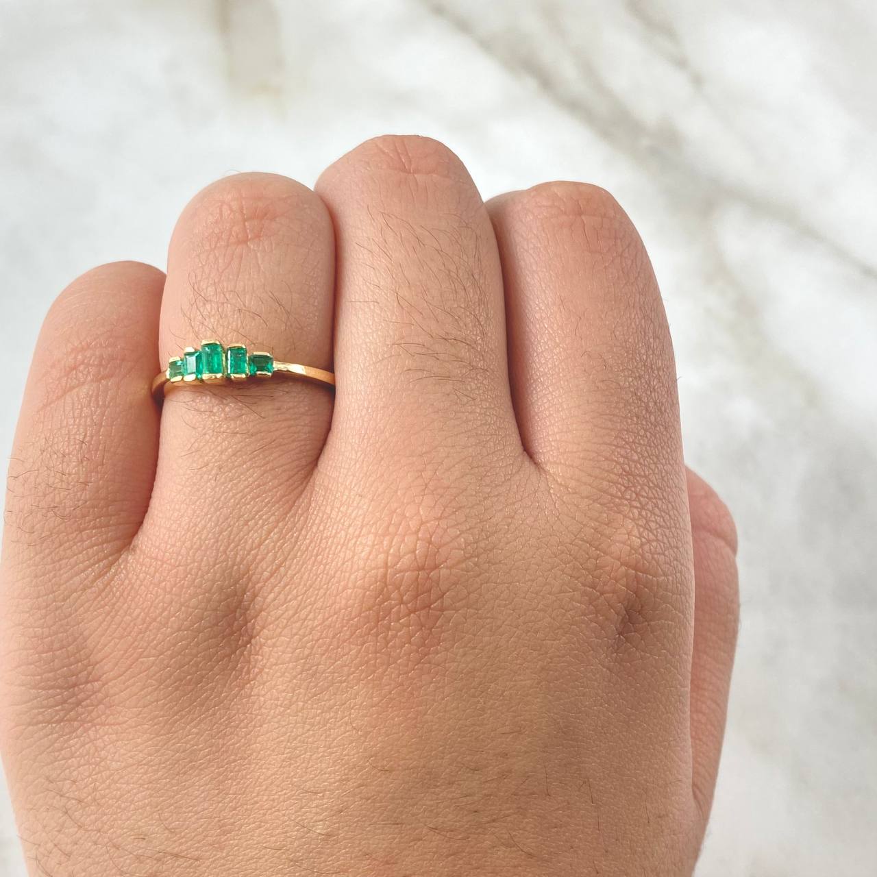 Frozen Staircase Ring 2.5gr / T7 1/2 / 24pts Emeralds Yellow Gold (Jewel) ©