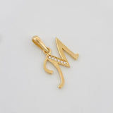 Dije Letra M 1.3 g / 3/4 in Oro Amarillo 18K