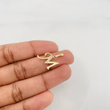 Dije Letra M 1.3 g / 3/4 in Oro Amarillo 18K