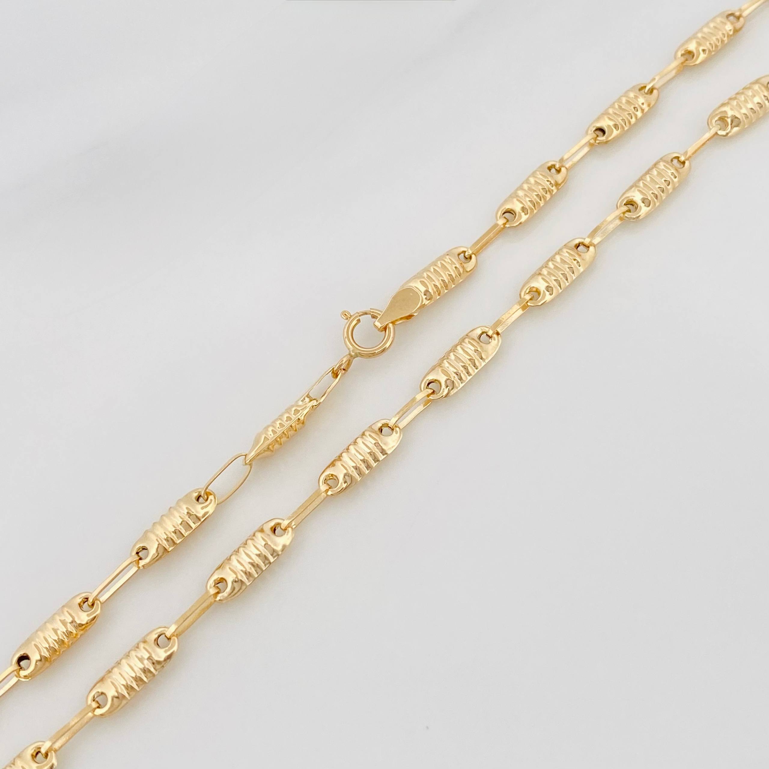 Cadena Rustica Tornillo 6.55 g / 24 in / 3.3 mm Oro Amarillo 18K