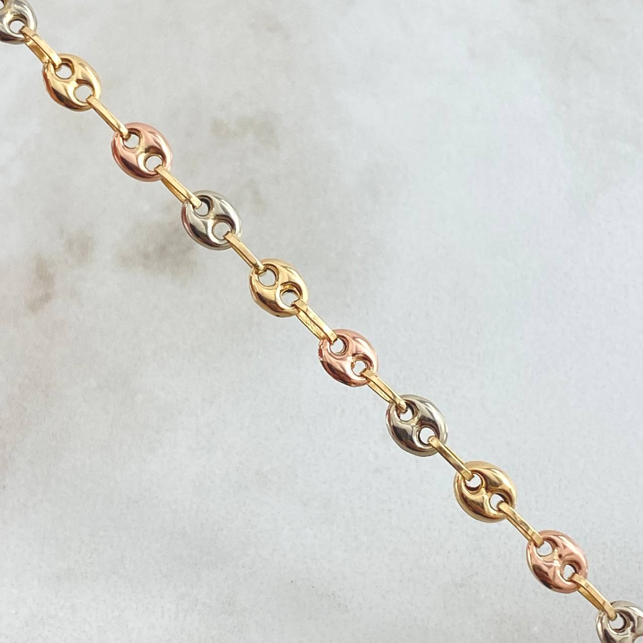Bracelet GC 2.6gr / 7.1in / 18K Gold